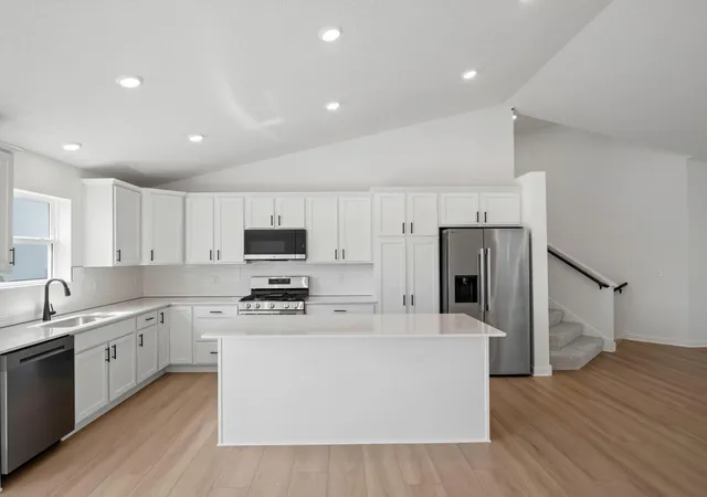 Photo 3 of Single family home for sale at 11563 72nd Street Ne, Albertville, MN 55301 | MLS# 7137605 | Listing updated on 2026-09-17