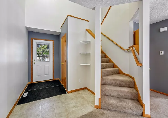 Photo 3 of Single family home for sale at 441 Pleasant Ln, Chaska, MN 55318 | MLS# 7137843 | Listing updated on 2026-09-09