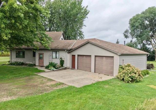 Photo 2 of Single family home for sale at 35144 County Rd 99, Mountain Lake, MN 56159 | MLS# 7138102 | Listing updated on 2026-09-18