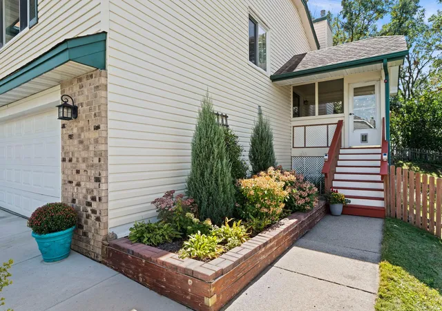 Photo 1 of Sale Pending at 7455 Scot Ter, Eden Prairie, MN 55346 | MLS# 7138139 | Listing updated on 2026-09-21