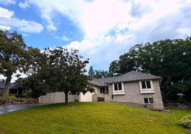 Photo 1 of Single family home for sale at 13172 Galleria Pl, Saint Paul, MN 55124 | MLS# 7138149 | Listing updated on 2026-09-17