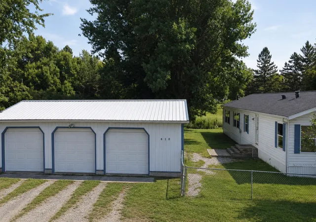 Photo 3 of Sale Pending at 410 Hwy 10 Hobart, Hawley, MN 56549 | MLS# 7138227 | Listing updated on 2026-09-21