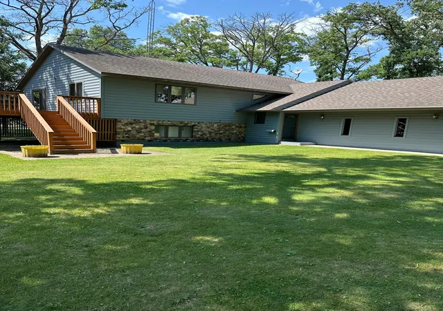 Photo 2 of Single family home for sale at 302 N Hickory St, Royalton, MN 56373 | MLS# 7139302 | Listing updated on 2026-09-18