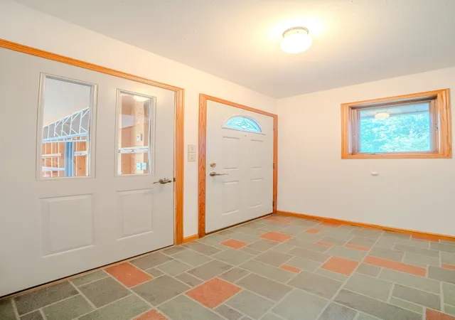 Photo 3 of Single family home for sale at 302 N Hickory St, Royalton, MN 56373 | MLS# 7139302 | Listing updated on 2026-09-18