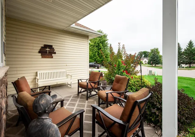 Photo 3 of Single family home for sale at 300 Ashley Ct, Alexandria, MN 56308 | MLS# 7139368 | Listing updated on 2026-09-17