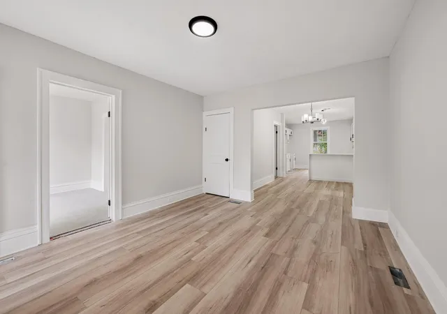 Photo 3 of Single family home for sale at 2715 17th Avenue E, Saint Paul, MN 55109 | MLS# 7139517 | Listing updated on 2026-09-09