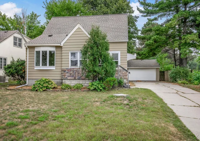 Single family home for sale at 756 Mcknight Rd N, Saint Paul, MN 55119 | MLS# 7139642