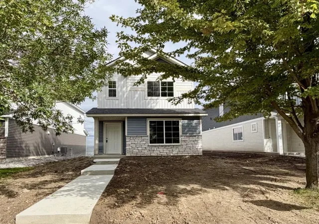 Photo 3 of Single family home for sale at 7077 Kittredge Ln Ne, Albertville, MN 55301 | MLS# 7140092 | Listing updated on 2026-09-22