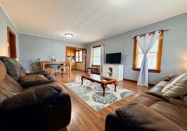 Photo 3 of Single family home for sale at 330 E 4th Street, Lismore, MN 56155 | MLS# 7140302 | Listing updated on 2026-09-09