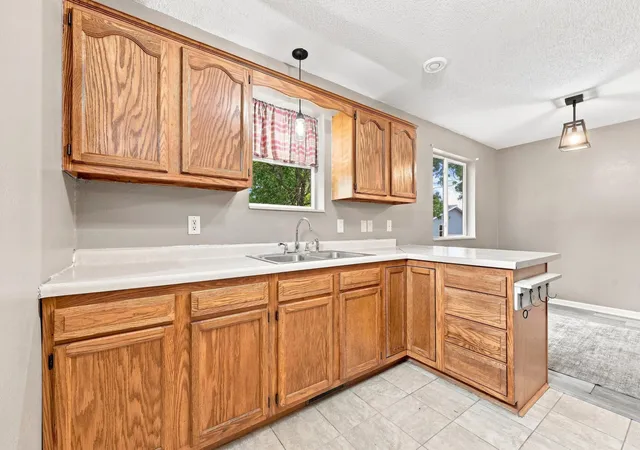 Photo 3 of Single family home for sale at 416 Central St W, Detroit Lakes, MN 56501 | MLS# 7140314 | Listing updated on 2026-09-10