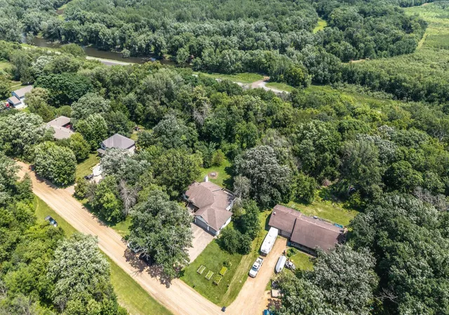 Photo 3 of Single family home for sale at 700 Ridge Rd, Henderson, MN 56044 | MLS# 7140596 | Listing updated on 2026-09-09