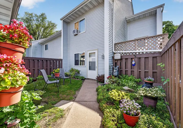 Photo 2 of Multi family home for sale at 39208 39214 Grand Ave, North Branch, MN 55056 | MLS# 7140649 | Listing updated on 2026-10-19