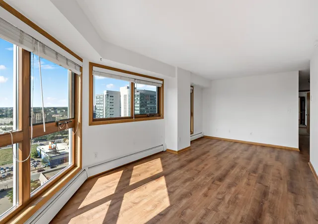 Photo 4 of Condo for sale at 433 S 7th Street #1627, Minneapolis, MN 55415 | MLS# 7140659 | Listing updated on 2026-09-11