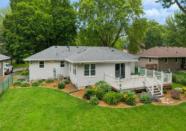 Photo 2 of Single family home for sale at 124 Harrington Dr, Long Lake, MN 55356 | MLS# 7140765 | Listing updated on 2026-09-17
