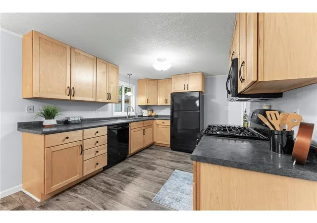 Photo 3 of Single family home for sale at 86 W Golden Lake Rd, Circle Pines, MN 55014 | MLS# 7140892 | Listing updated on 2026-09-18