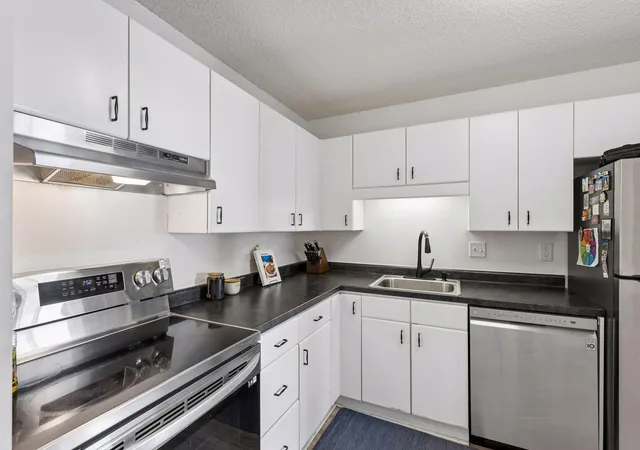 Photo 4 of Condo for sale at 78 10th Street E #2408, Saint Paul, MN 55101 | MLS# 7140896 | Listing updated on 2026-09-24