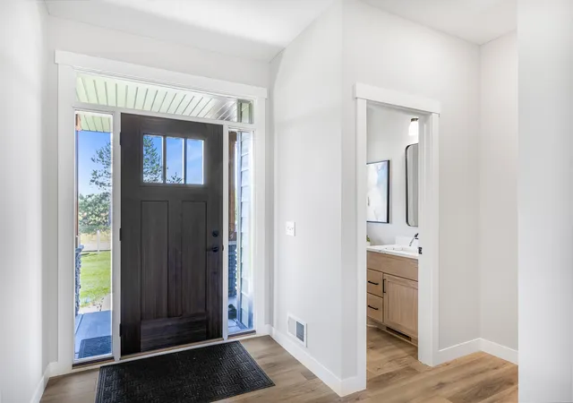 Photo 4 of Single family home for sale at 19750 Alamo St NE, Cedar, MN 55011 | MLS# 7141007 | Listing updated on 2026-10-07