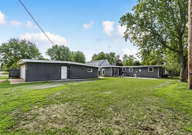 Photo 3 of Single family home for sale at 817 3rd Street S, Cold Spring, MN 56320 | MLS# 7141331 | Listing updated on 2026-10-06