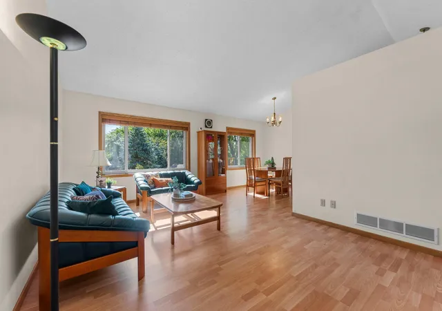 Photo 4 of Single family home for sale at 1013 Rushmore Dr, Burnsville, MN 55306 | MLS# 7141508 | Listing updated on 2026-09-17