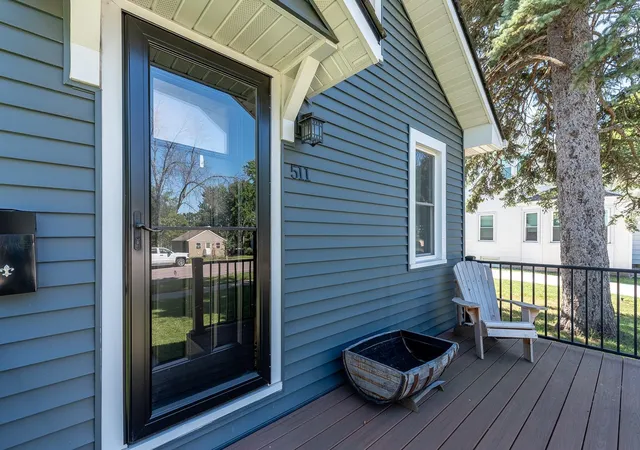 Photo 3 of Sale Pending at 511 W 6th Street, Mankato, MN 56001 | MLS# 7142179 | Listing updated on 2026-09-21