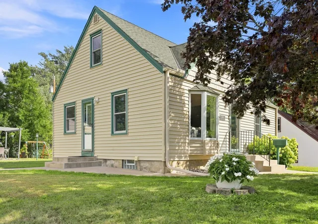 Photo 2 of Single family home for sale at 3826 Zane Ave N, Minneapolis, MN 55422 | MLS# 7142313 | Listing updated on 2026-09-16