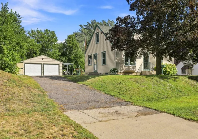 Photo 3 of Single family home for sale at 3826 Zane Ave N, Minneapolis, MN 55422 | MLS# 7142313 | Listing updated on 2026-09-16