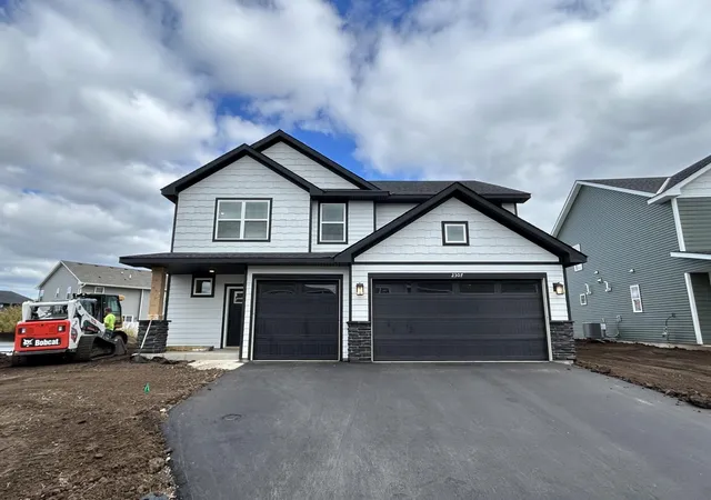 Photo 1 of Single family home for sale at 2307 Williams St, Shakopee, MN 55379 | MLS# 7142681 | Listing updated on 2026-09-17