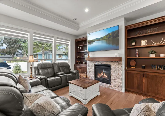 Photo 3 of Single family home for sale at 111 Creekside Bay SE, Saint Michael, MN 55376 | MLS# 7142994 | Listing updated on 2026-09-18