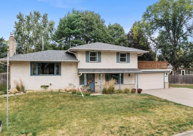 Photo 2 of Single family home for sale at 3200 Edward St Ne, Minneapolis, MN 55418 | MLS# 7143117 | Listing updated on 2026-09-17