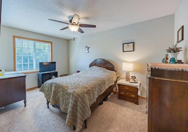 Photo 4 of Single family home for sale at 1555 County Rd D E #B, Saint Paul, MN 55109 | MLS# 7143216 | Listing updated on 2026-09-19