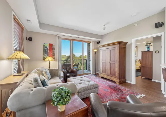 Photo 3 of Condo for sale at 3110 N Chestnut St #308, Chaska, MN 55318 | MLS# 7143391 | Listing updated on 2026-09-17