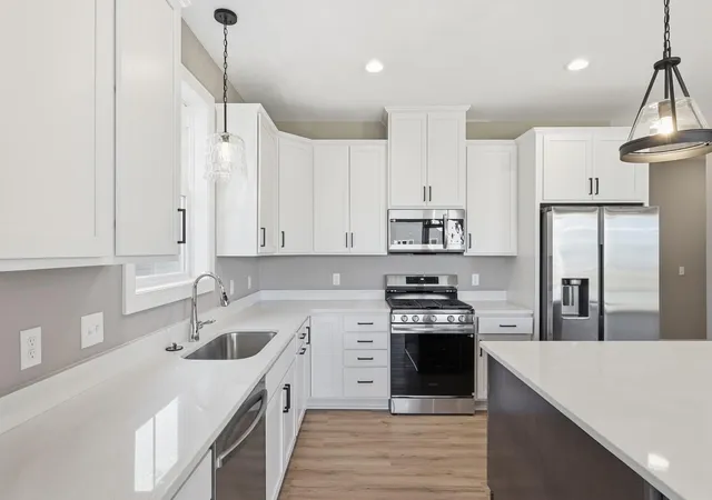 Photo 3 of Single family home for sale at 17936 Gresford Ln, Lakeville, MN 55044 | MLS# 7143588 | Listing updated on 2026-09-17