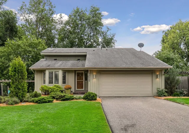 Single family home for sale at 15549 Michele Ln, Eden Prairie, MN 55346 | MLS# 7143985