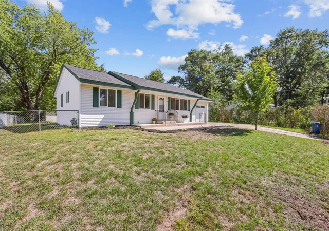 Photo 3 of Single family home for sale at 248 Galaxy Dr, Circle Pines, MN 55014 | MLS# 7144026 | Listing updated on 2026-09-18