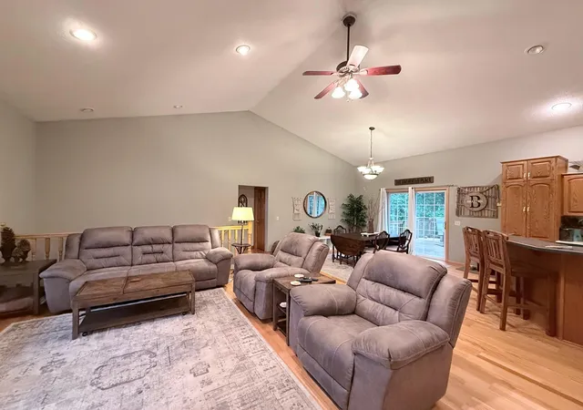 Photo 4 of Single family home for sale at 12590 Carow Cir, Frazee, MN 56544 | MLS# 7144138 | Listing updated on 2026-10-06
