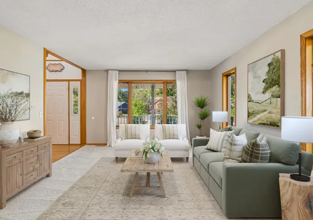 Photo 4 of Single family home for sale at 5027 Forest Glen Ct, Savage, MN 55378 | MLS# 7144235 | Listing updated on 2026-09-21