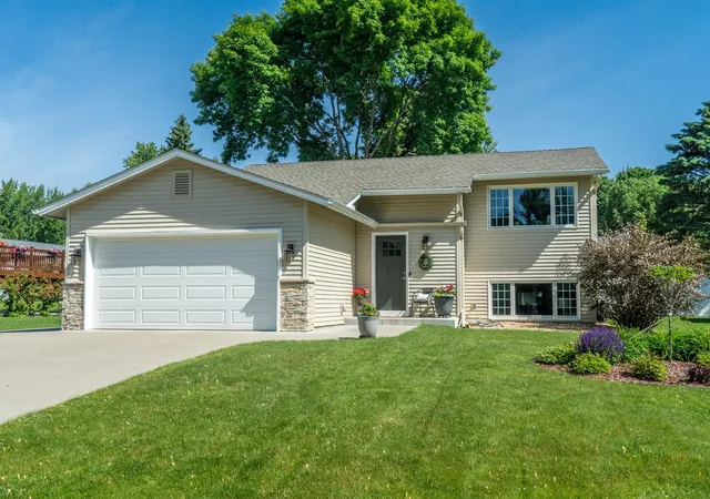 Photo 1 of Single family home for sale at 14250 55th Street N, Stillwater, MN 55082 | MLS# 7144394 | Listing updated on 2026-09-17