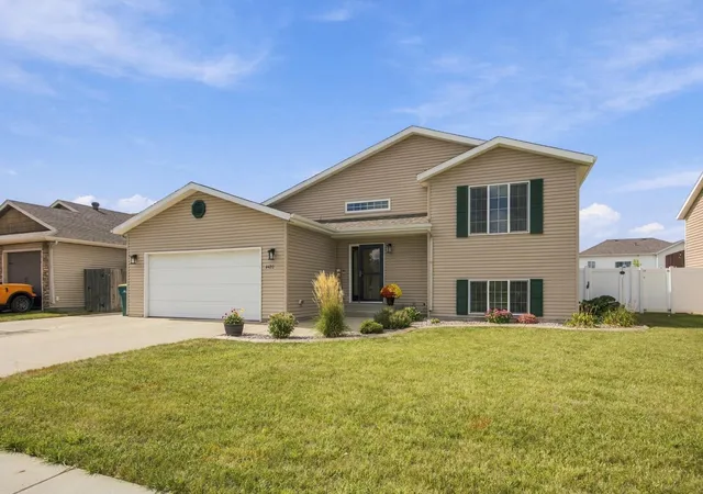 Photo 2 of Single family home for sale at 4422 10th Street W, West Fargo, ND 58078 | MLS# 7144412 | Listing updated on 2026-09-17