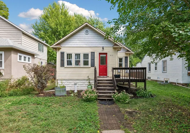 Photo 1 of Single family home for sale at 862 21st Avenue Se, Minneapolis, MN 55414 | MLS# 7144472 | Listing updated on 2026-09-18