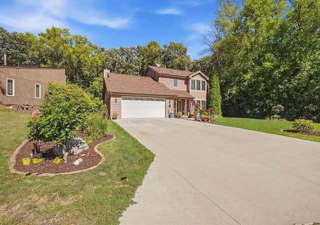 Photo 1 of Single family home for sale at 112112 Haering Cir, Chaska, MN 55318 | MLS# 7144576 | Listing updated on 2026-09-18