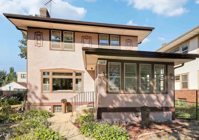 Photo 2 of Single family home for sale at 1609 Oliver Ave N, Minneapolis, MN 55411 | MLS# 7144596 | Listing updated on 2026-09-17