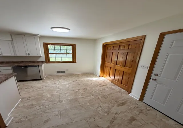 Photo 4 of Single family home for sale at 145 Rita Rd, Mankato, MN 56001 | MLS# 7144645 | Listing updated on 2026-09-17