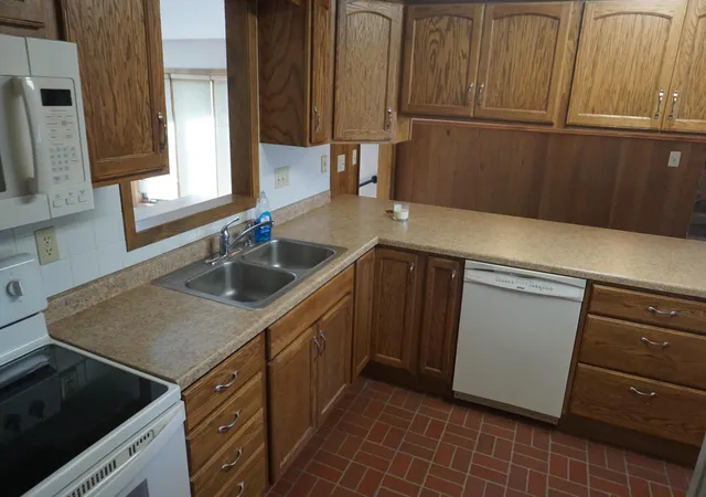 Photo 3 of Single family home for sale at 504 11th Street N, Breckenridge, MN 56520 | MLS# 7144936 | Listing updated on 2026-09-21