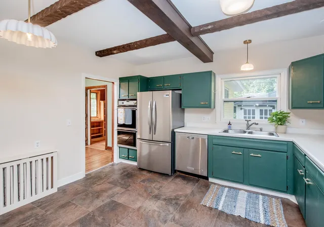 Photo 3 of Single family home for sale at 92 Orlin Ave Se, Minneapolis, MN 55414 | MLS# 7145100 | Listing updated on 2026-09-17