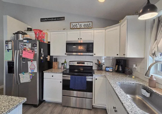 Photo 4 of Single family home for sale at 124 Kenna Dr, Le Sueur, MN 56058 | MLS# 7145145 | Listing updated on 2026-09-18