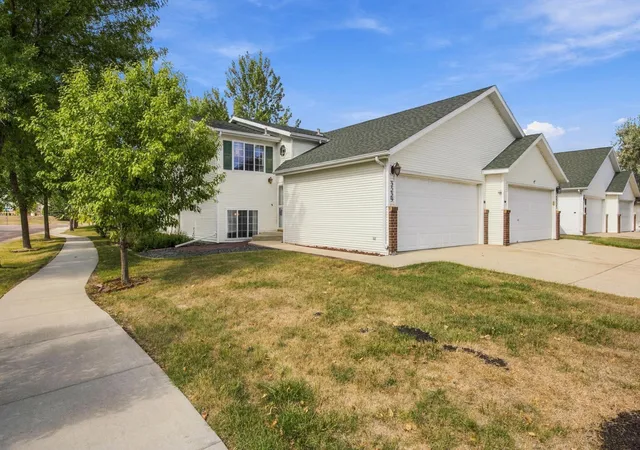 Photo 1 of Single family home for sale at 3539 31st Street S, Fargo, ND 58104 | MLS# 7145222 | Listing updated on 2026-09-17
