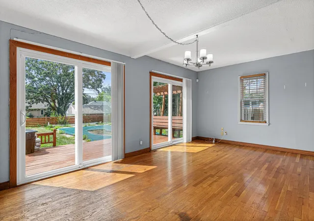 Photo 4 of Single family home for sale at 1639 Chamber St, Saint Paul, MN 55106 | MLS# 7145268 | Listing updated on 2026-09-17