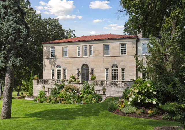 Photo 2 of Mansion for sale at 2308 W Lake Of The Isles Pkwy, Minneapolis, MN 55405 | MLS# 7145277 | Listing updated on 2026-09-16