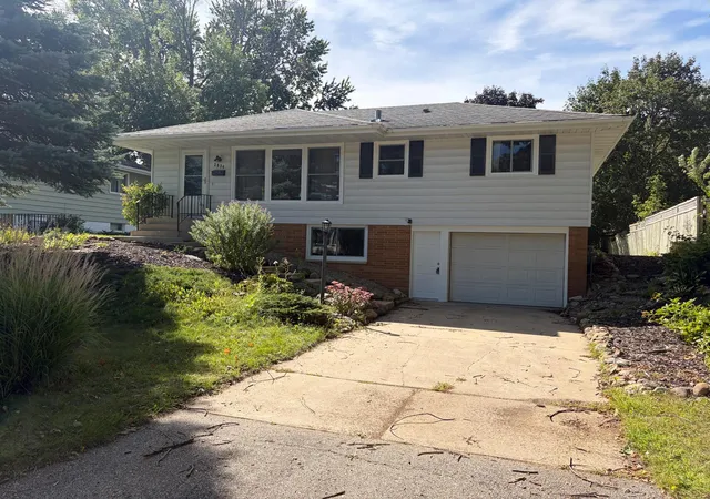 Photo 1 of Single family home for sale at 2034 24th Street Nw, Rochester, MN 55901 | MLS# 7145320 | Listing updated on 2026-09-18