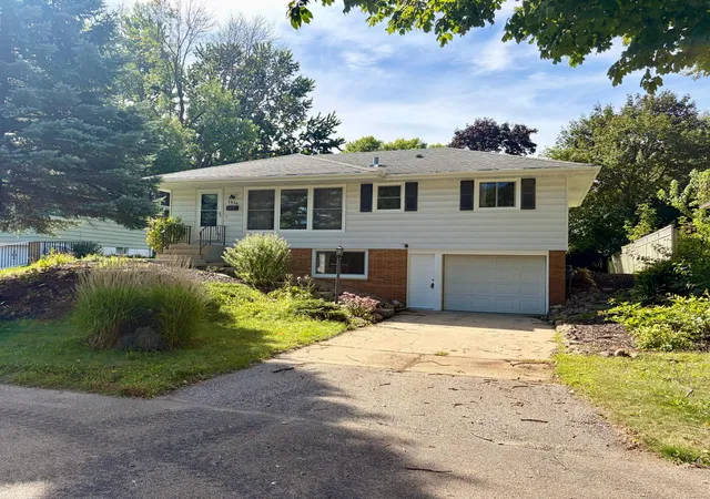 Photo 2 of Single family home for sale at 2034 24th Street Nw, Rochester, MN 55901 | MLS# 7145320 | Listing updated on 2026-09-18